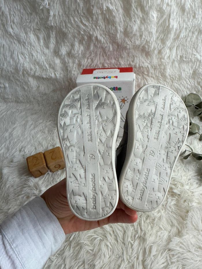 Paire de chaussures bébé Babybotte taille 19 - photo numéro 7