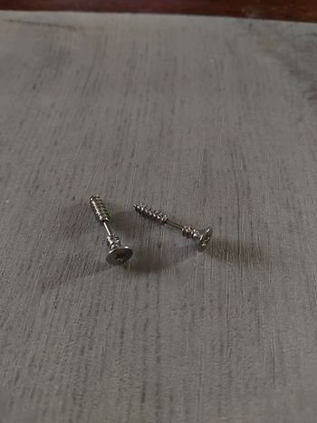 Boucles d'oreilles neuves