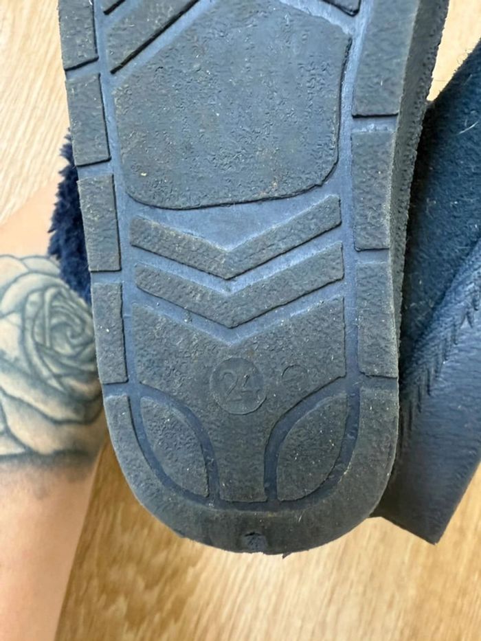 👟 Bottine fourré bleu marine taille 24 - photo numéro 5