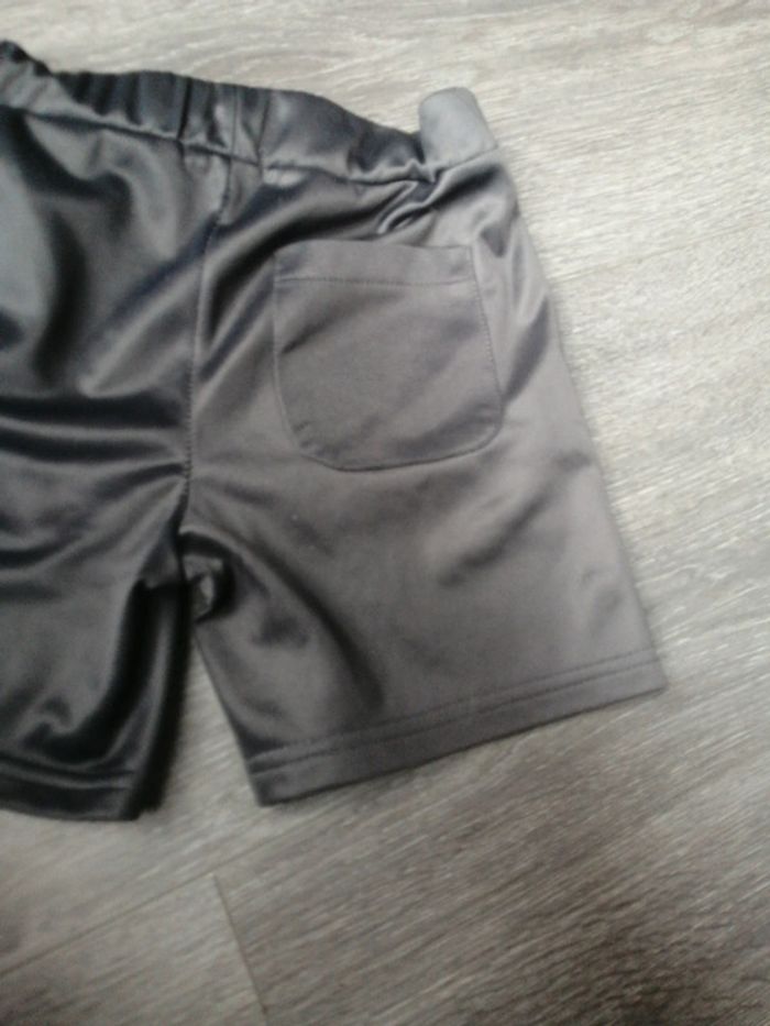 Short fin 8A - photo numéro 8