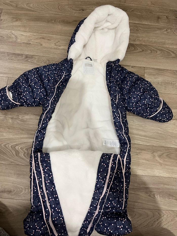 Manteau bébé fille 1/3 mois - photo numéro 2
