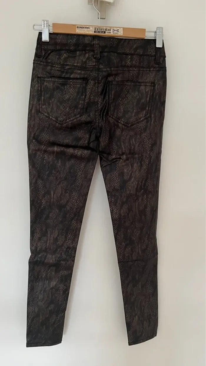 Jean effet huilé Python marron et noir - photo numéro 3