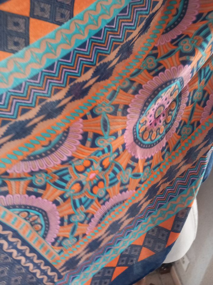 Écharpe 170x59 cm. - photo numéro 3