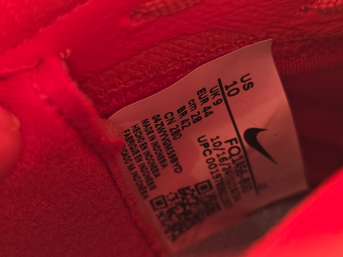 Chaussures foot nike taille 44 - photo numéro 5
