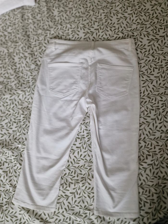 Pantacourt blanc Taille 40 - photo numéro 3