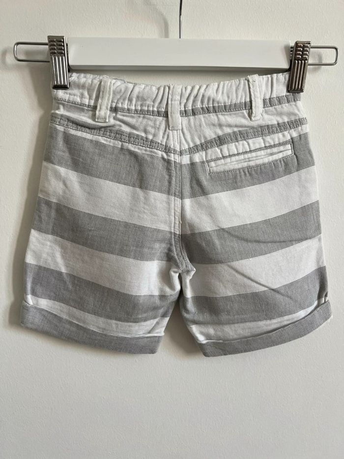 Short léger en coton rayures blanches et grises - 4 Ans - photo numéro 8