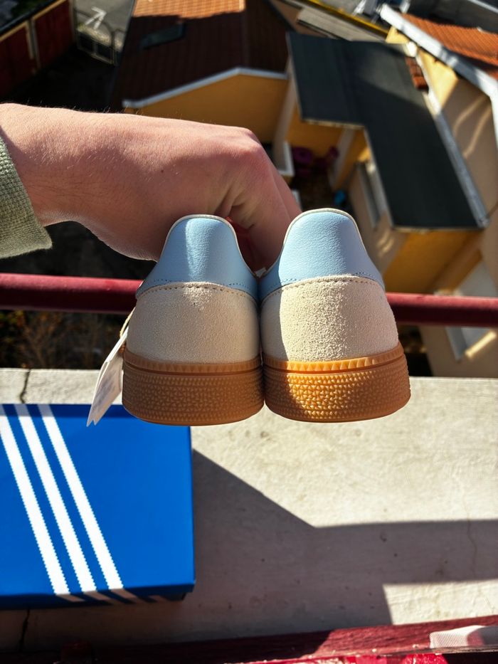 Adidas Spezial Off White/Clear Sky/Gum - Taille 38 - Neuves - photo numéro 5