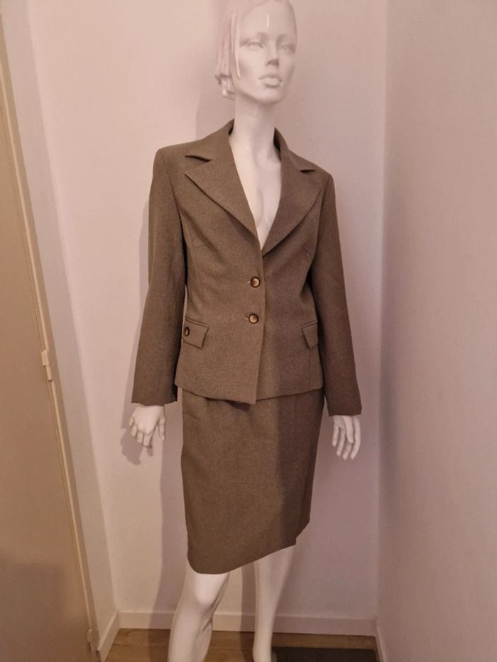 Tailleur en laine 🧡 - photo numéro 2