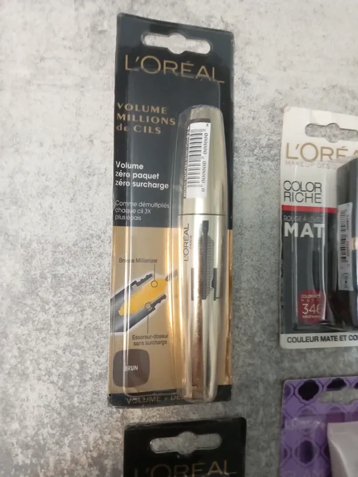 Lot complet maquillage - photo numéro 3