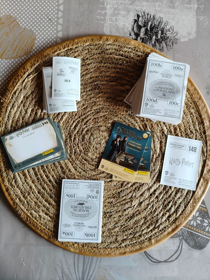 Divers stickers et cartes Panini Harry Potter et Les animaux fantastiques - photo numéro 2
