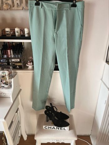 Pantalon chino mint Stradivarius T.M TBE 🍬