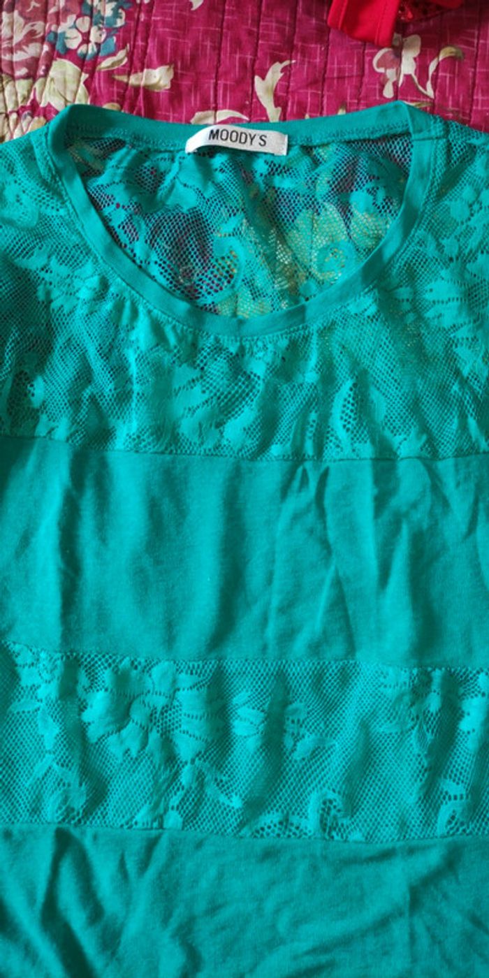 Tee shirt taille unique. - photo numéro 2