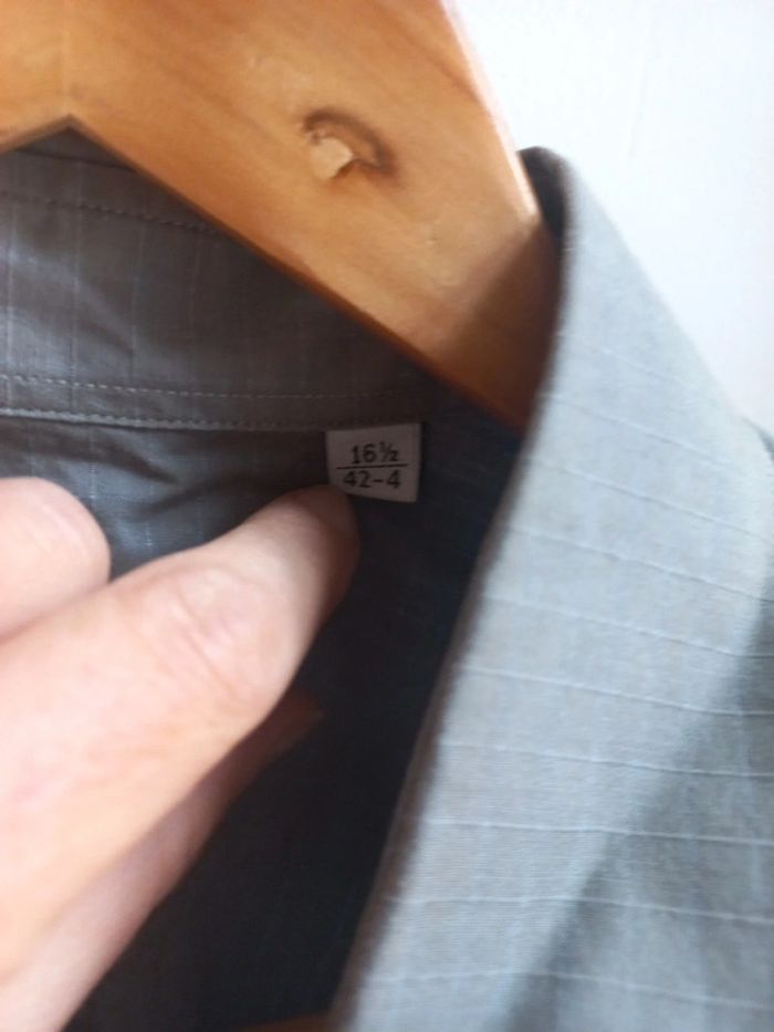 Magnifique chemise kaki tout âge ou sur chemise 42 - photo numéro 3