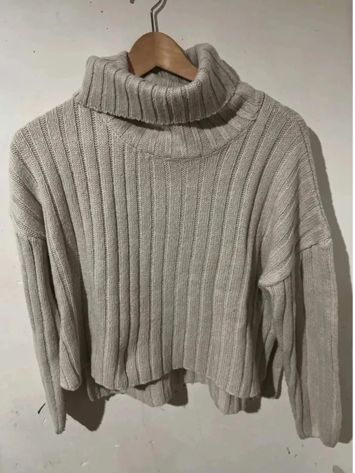 Pull  tendance  hiver  - taille  XS