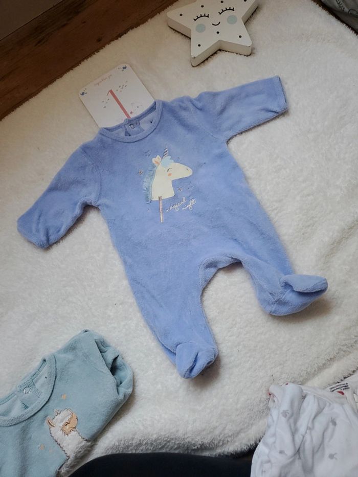 Lot de 2 pyjamas - photo numéro 2