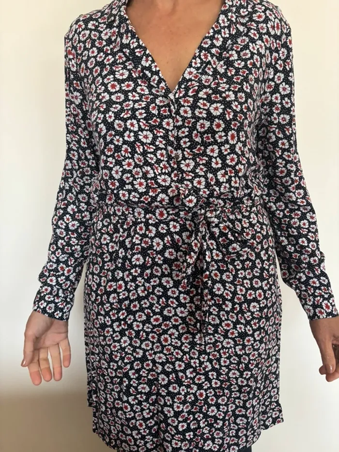 robe vero moda à fleurs taille M neuve - photo numéro 3