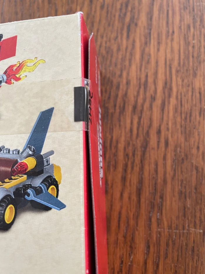 Boîte lego Juniors 10739 Neuve - photo numéro 9