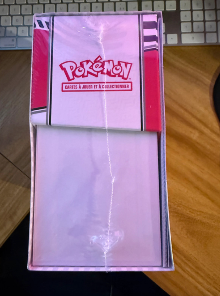 ETB pokemon 10.5 Flamme Blanche - photo numéro 3
