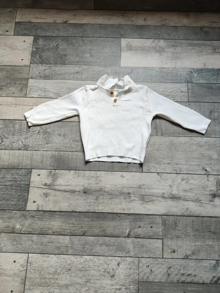 Pull avec col