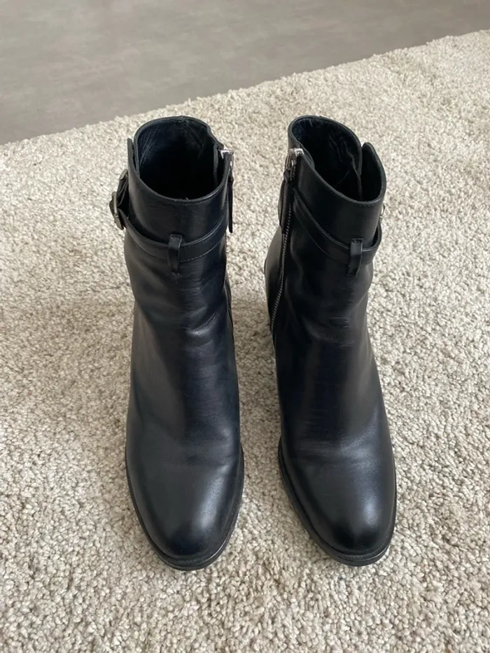 Boots noires Minelli - photo numéro 2