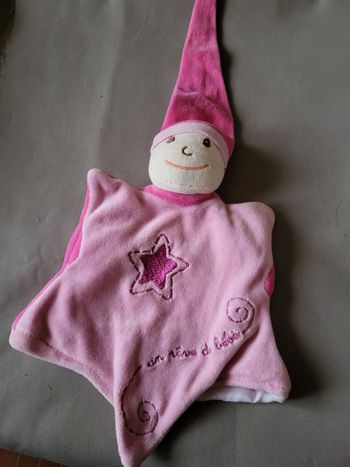 Doudou rose lutin un rêve de bébé