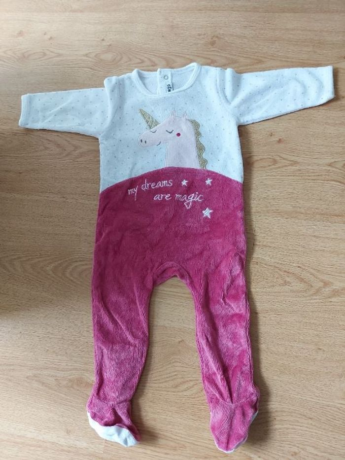 Pyjama bébé