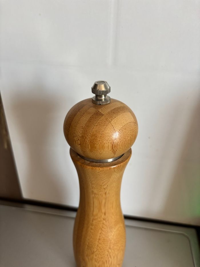 Moulin à poivre ou sel en bambou - photo numéro 4