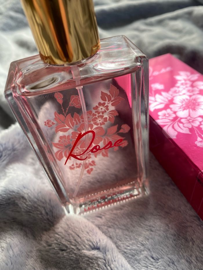 Parfum rose les essentiels - photo numéro 2
