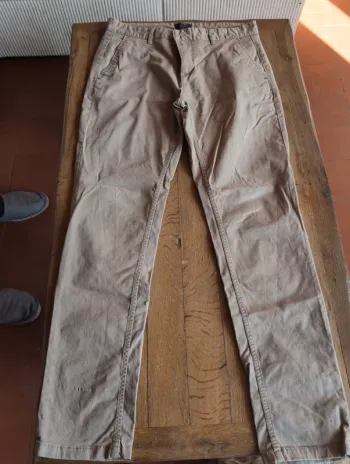 Pantalon slim taille 42