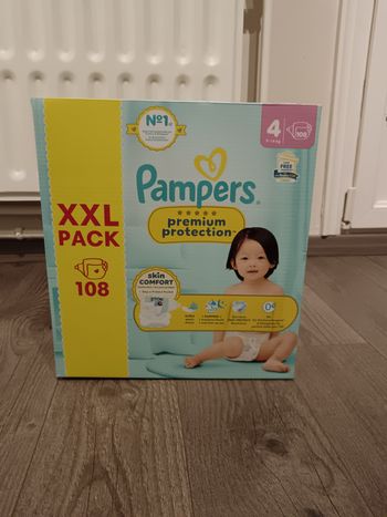 Couches pampers taille 4 premium protection