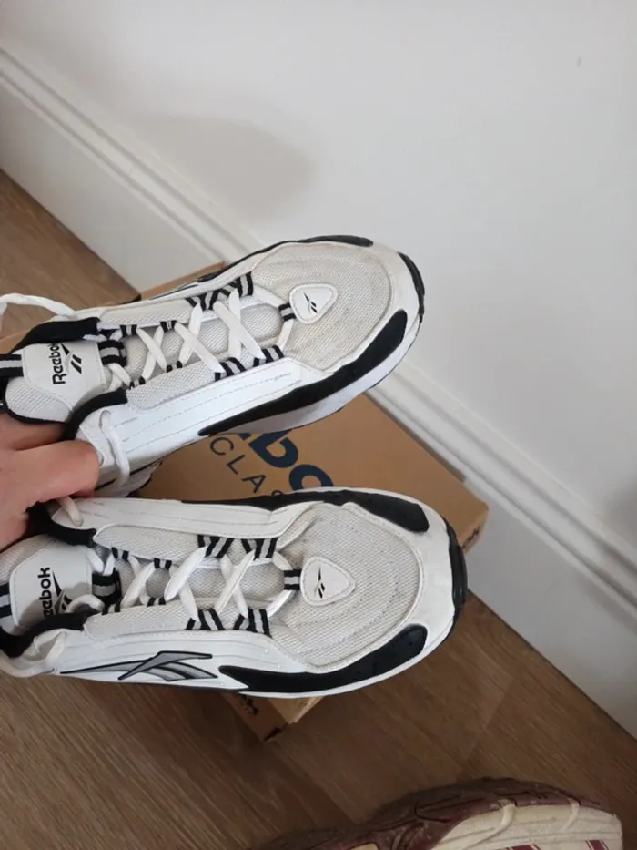 Magnifique basket Reebok taille 40 - photo numéro 10
