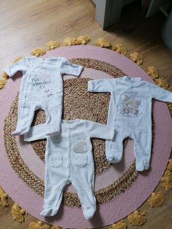 Lot 3 pyjamas 3 mois