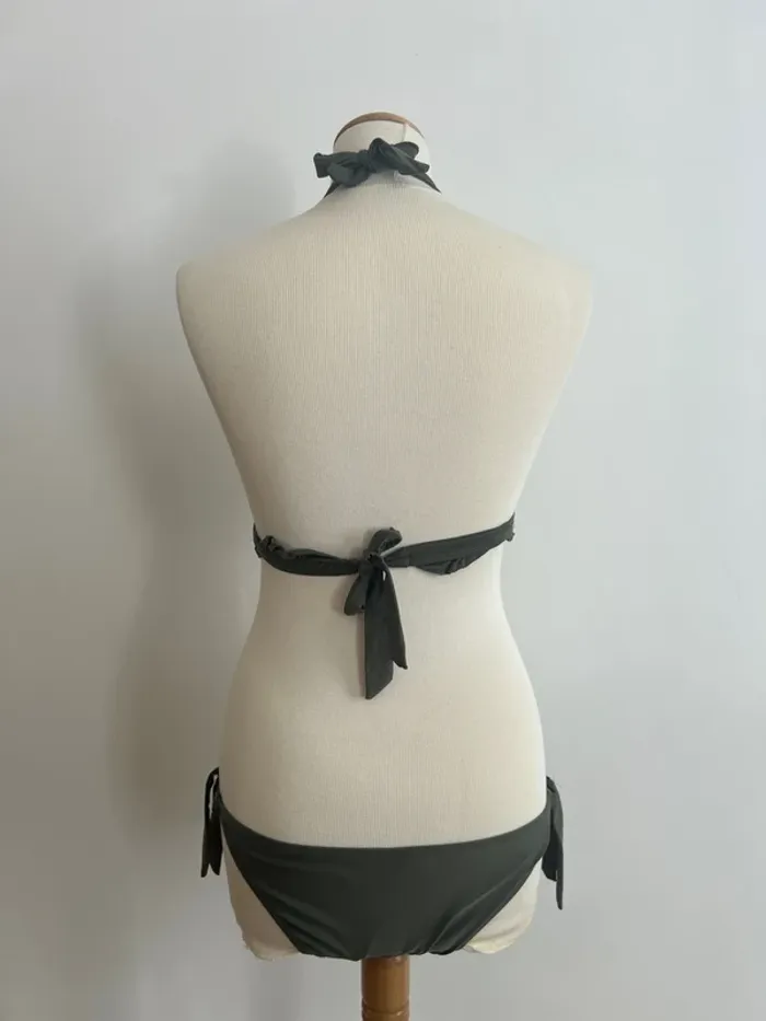 Bikini kaki - photo numéro 2