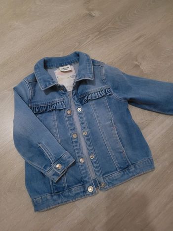 Veste en jean à volants