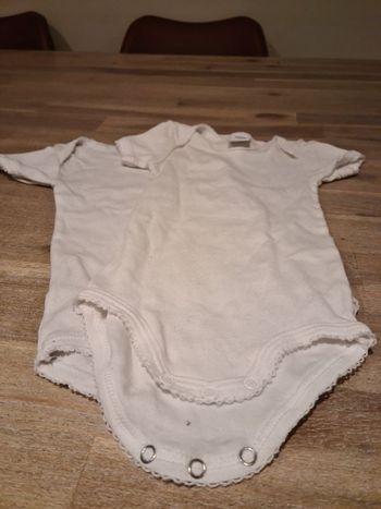 Lot bodies fille