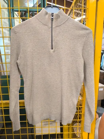 236767 pull beige homme S esprit XS (taille petit)