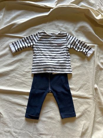 Ensemble tee shirt + pantalon
