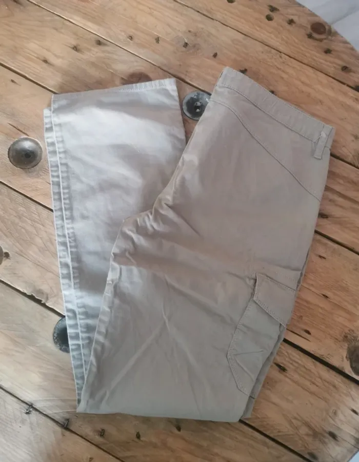 Pantalon.