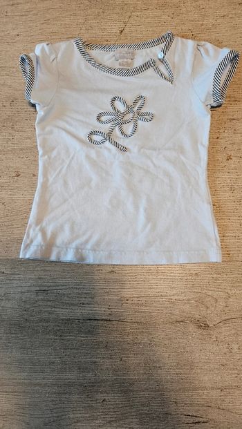 T shirt à manches courtes bleu clair avec 1 noeuf marin, Cyrillus, 4 ans, nickel