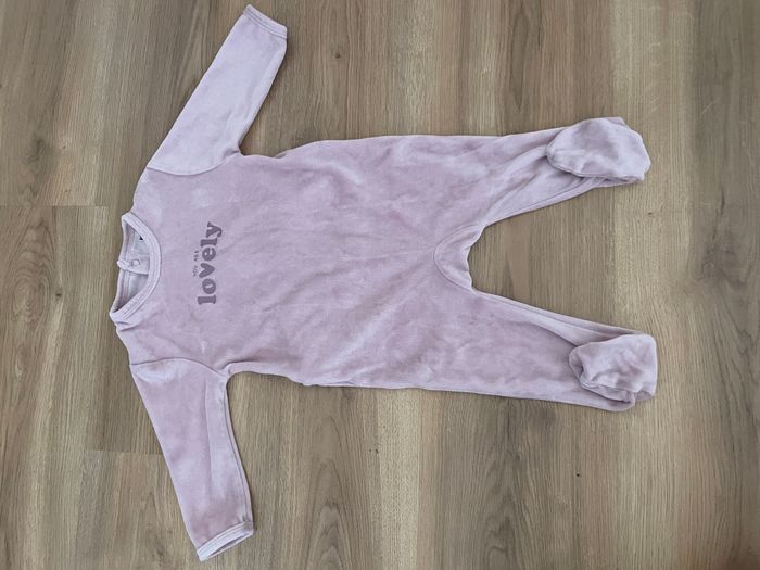 Lot pyjamas 12 mois - photo numéro 5