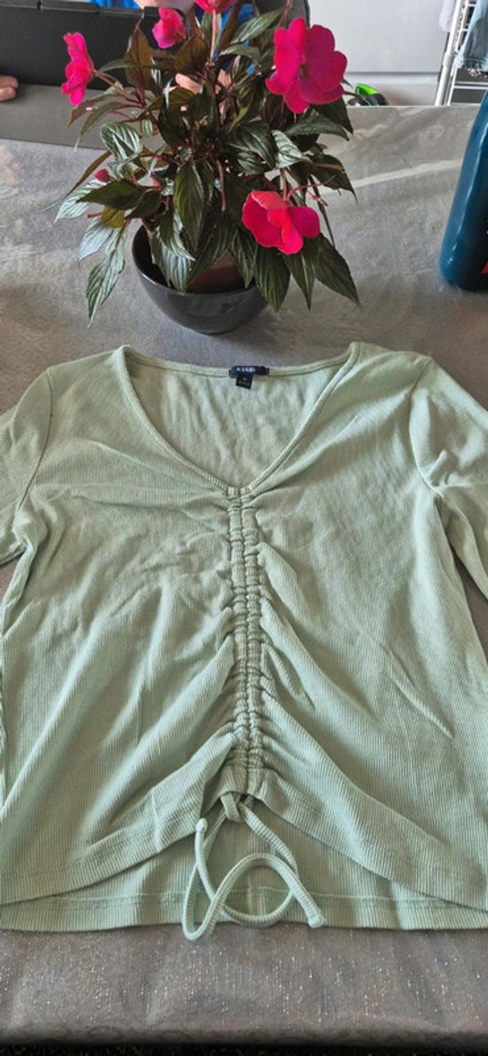 Haut kiabi taille M - photo numéro 2