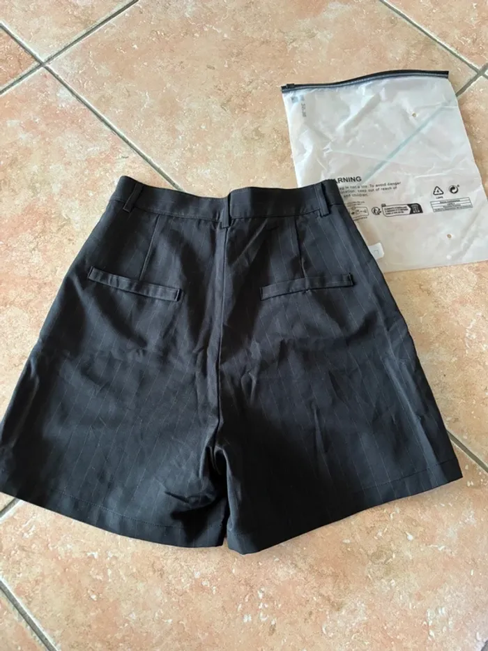 Short Shein à rayure - photo numéro 2