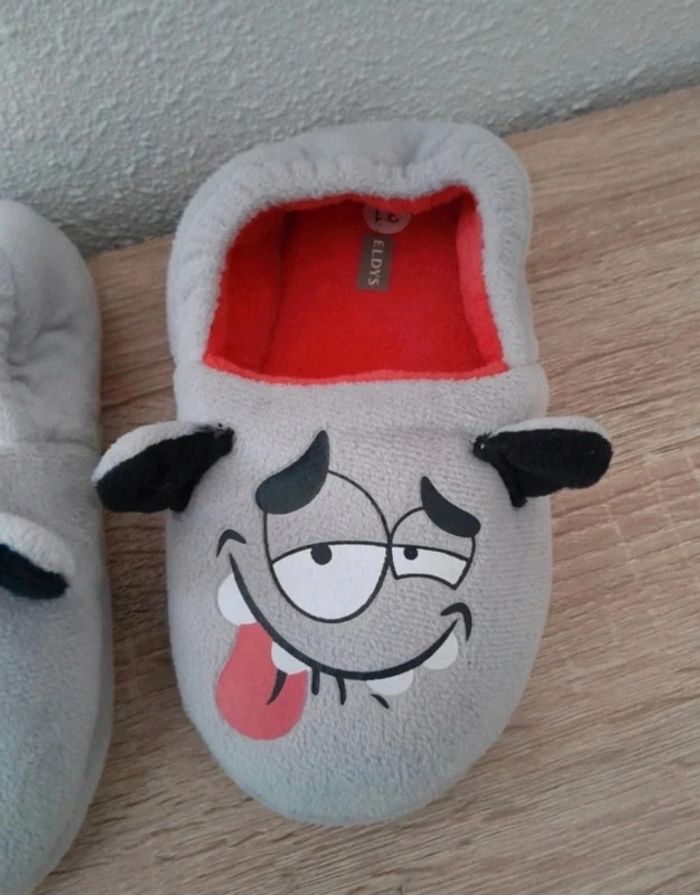 Chaussons pantoufles taille 31 🌹 - photo numéro 2