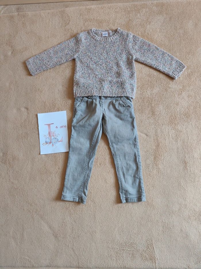 Ensemble pull jean mom 4 ans Tape à l'oeil