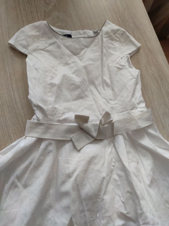 Robe de cérémonie blanche ceinture crème et or Okaïdi 6 ans - photo numéro 3