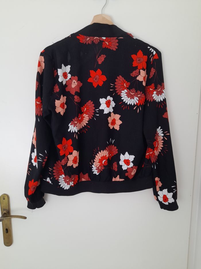 Veste fleurie - photo numéro 2