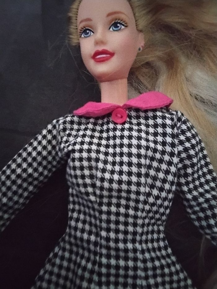 Robe barbie vintage cool carer fashions 1997 - photo numéro 2