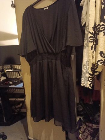 Robe noir femme
