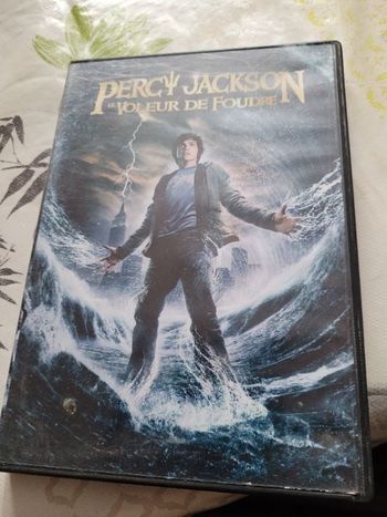 Perçy Jackson Le voleur de foudre