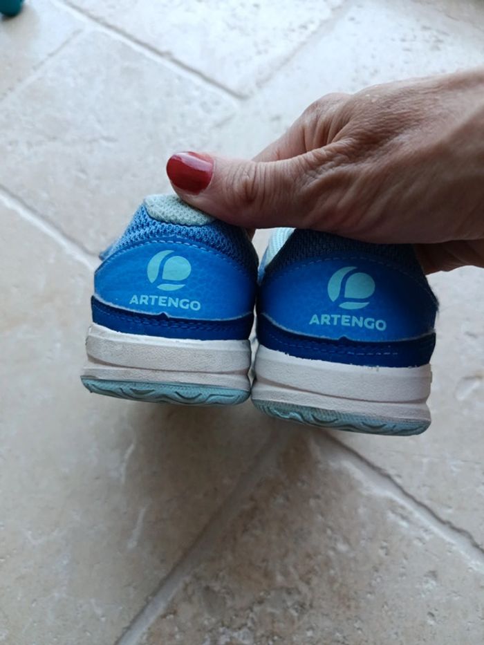 Baskets de sport taille 31 - photo numéro 4